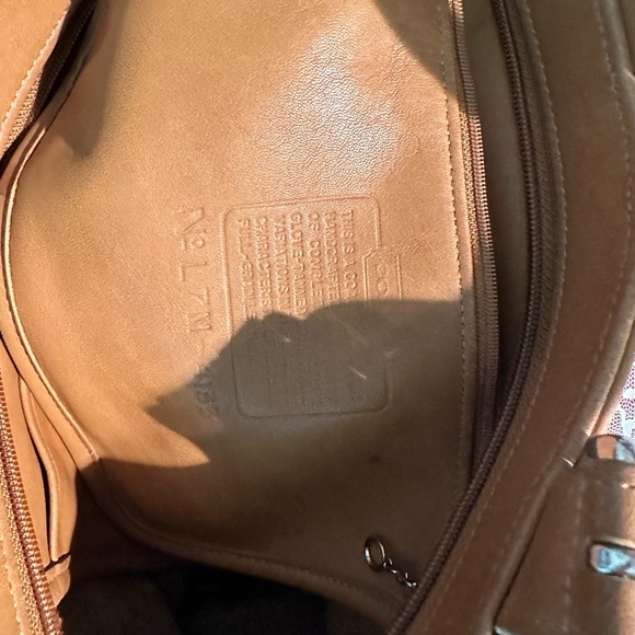 Coach purse… tan silver hardware!!! - Picture 3 of 12